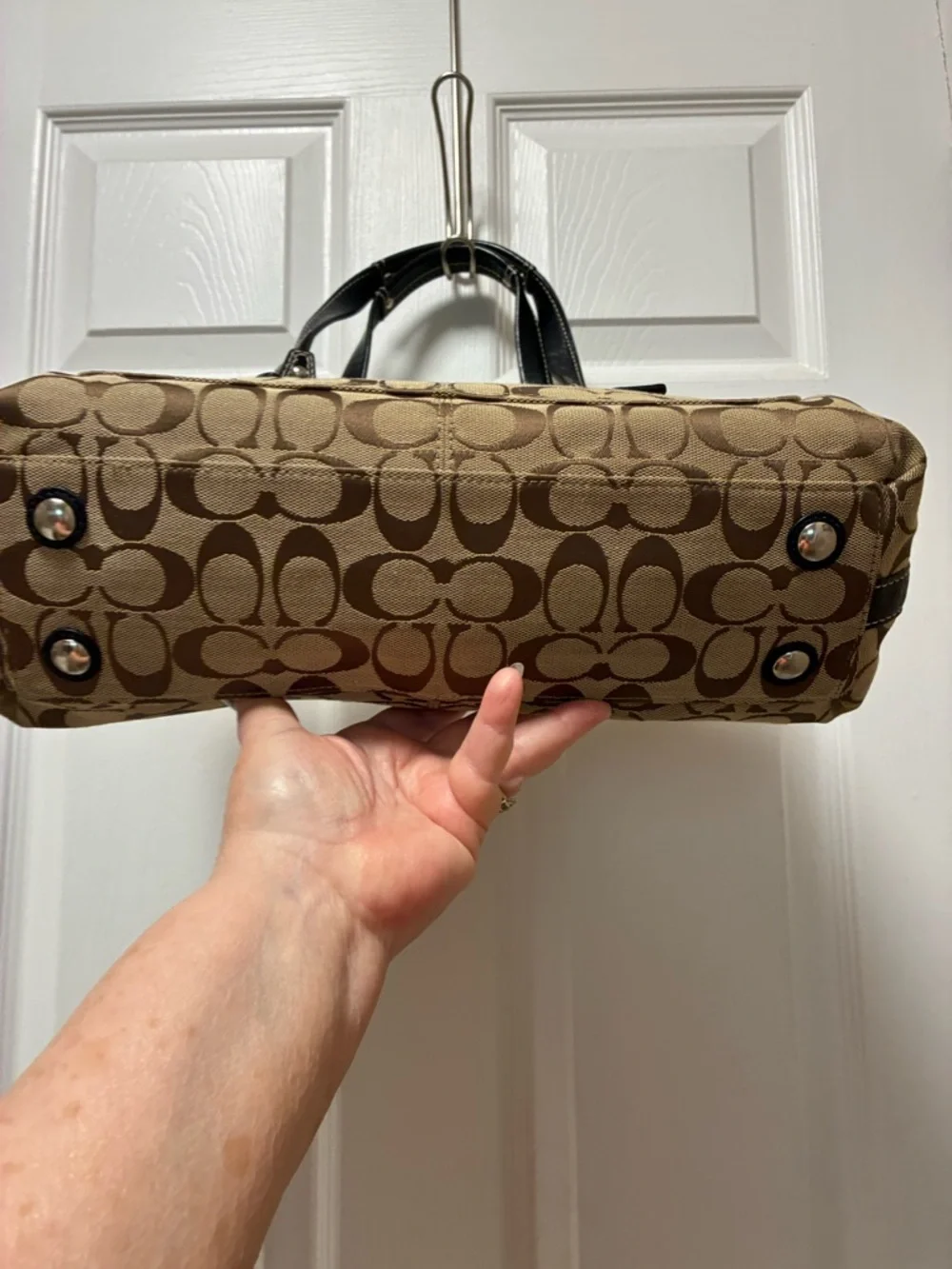 Authentic Coach Penelope Signature Satchel F14696 Khaki EXCELLENT CONDITION!! - Picture 5 of 14